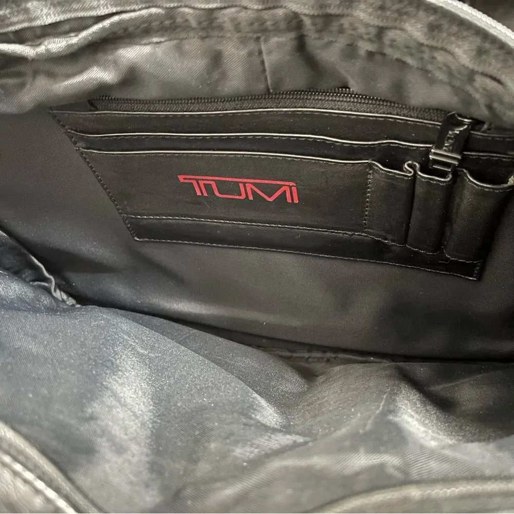 TUMI Black Leather Bag Laptop Multi Pockets Zippers Top Handles Shoulder Strap